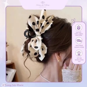 Kẹp tóc chấm bi biểu tượng vẻ đẹp tươi trẻ