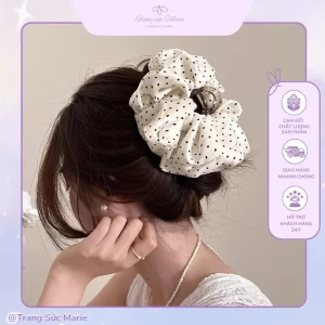 Kẹp tóc cá mập màu trắng